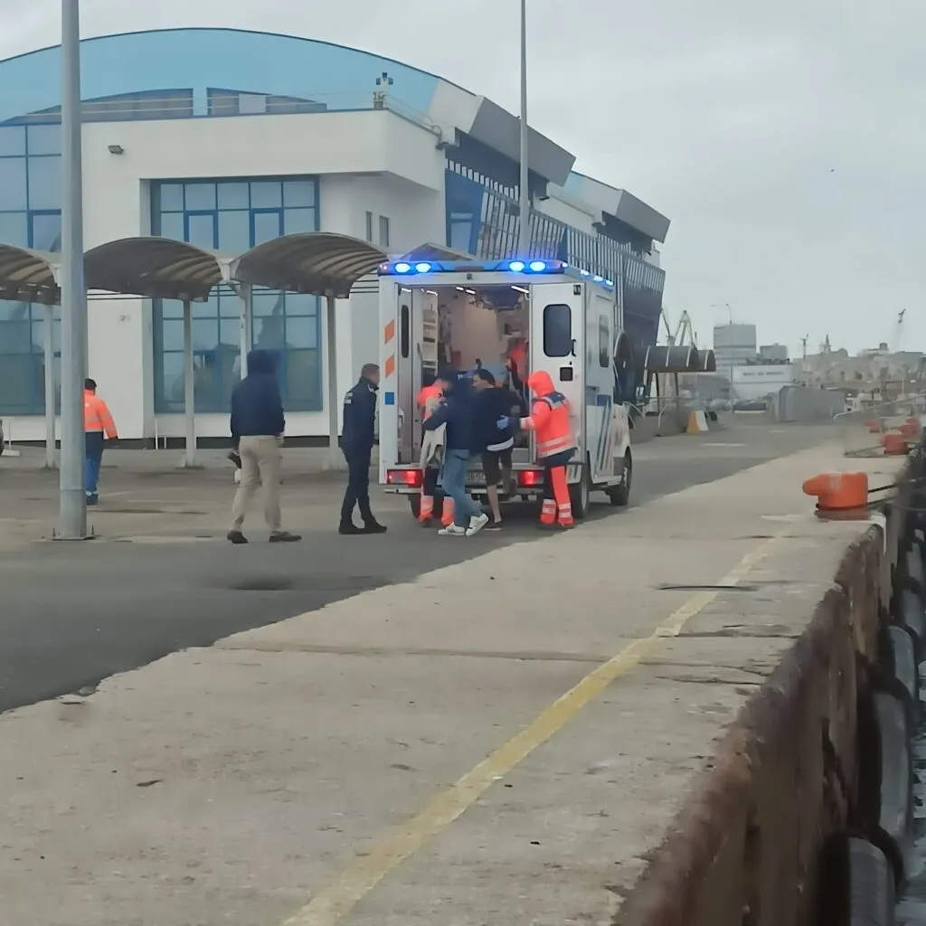 Misiune de salvare în Portul Constanța – foto 2