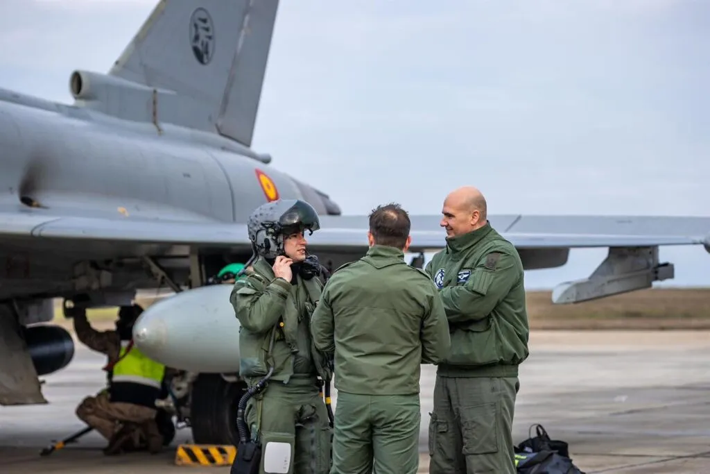 MApN: Trei aeronave de luptă spaniole – misiune în România sub comandă NATO – foto 2