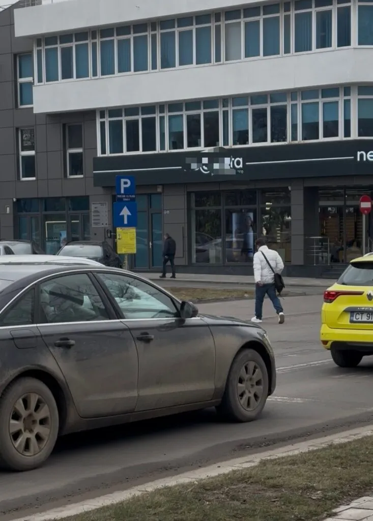 Regulile de circulație și siguranța sau… puterea obișnuinței? Exemplul trecerii de pietoni desființate de pe Mircea cel Bătrân – foto 3