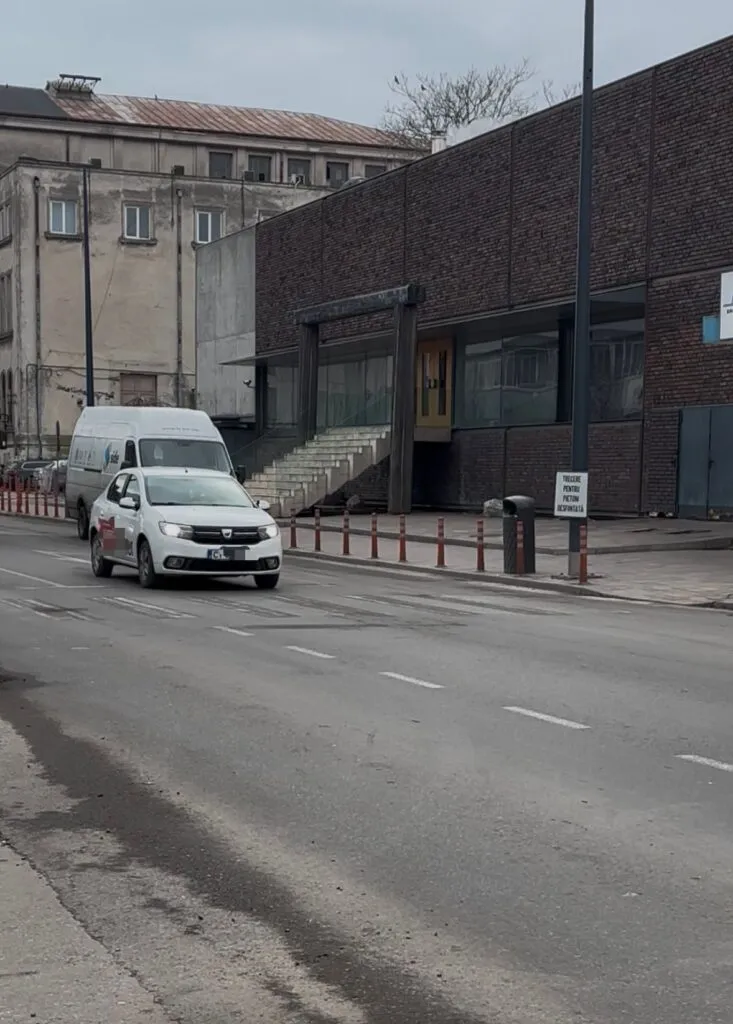 Regulile de circulație și siguranța sau… puterea obișnuinței? Exemplul trecerii de pietoni desființate de pe Mircea cel Bătrân – foto 4
