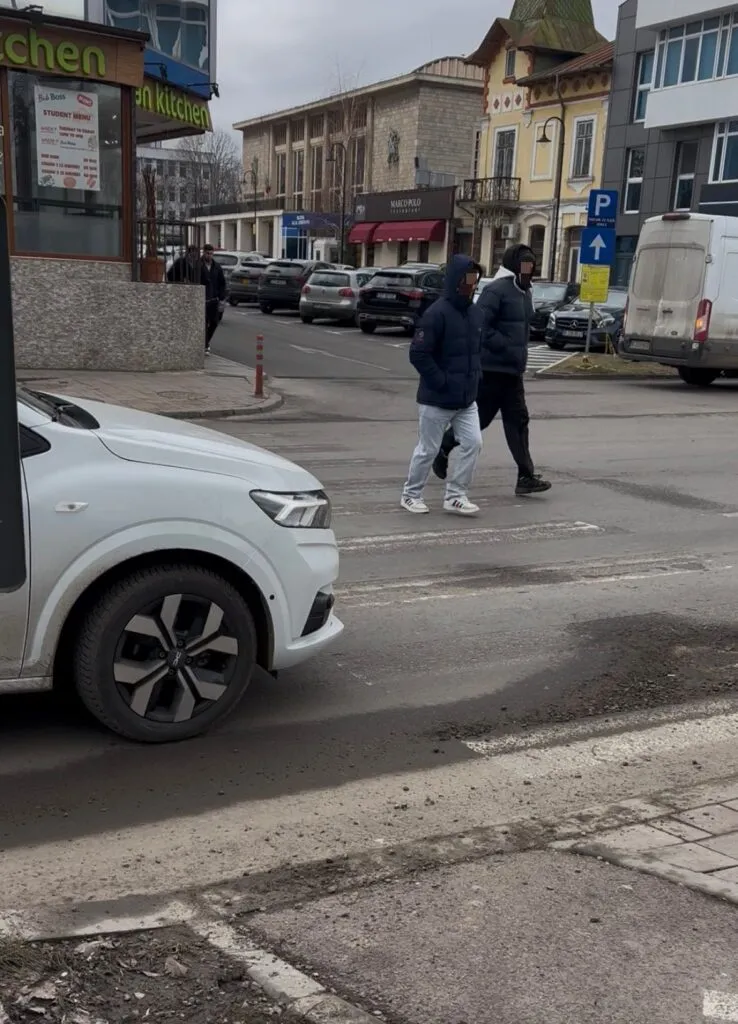 Regulile de circulație și siguranța sau… puterea obișnuinței? Exemplul trecerii de pietoni desființate de pe Mircea cel Bătrân – foto 2