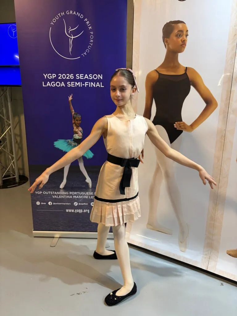 Copila care dansează cu lumea la picioare. Povestea Ranyei Assaf, de la sala de antrenament la marile scene internaționale – foto 2