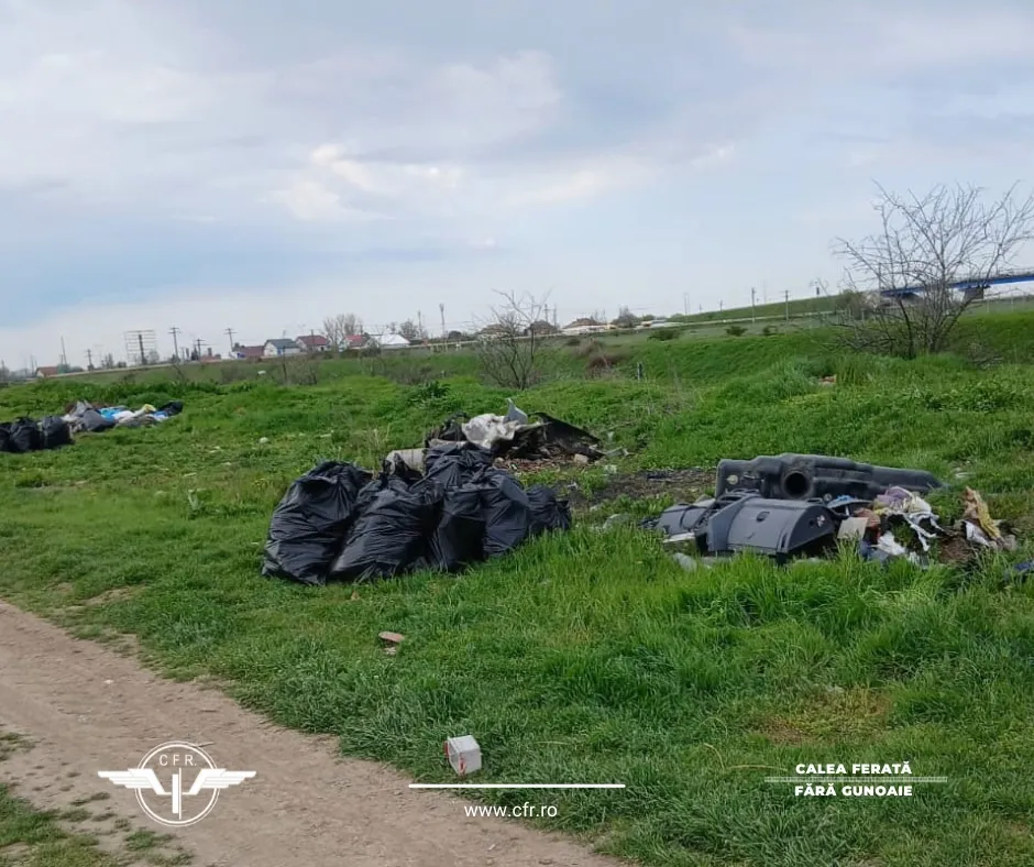 Șase TONE de deșeuri, strânse în două zile din gară și de pe calea ferată, la Constanța – foto 5