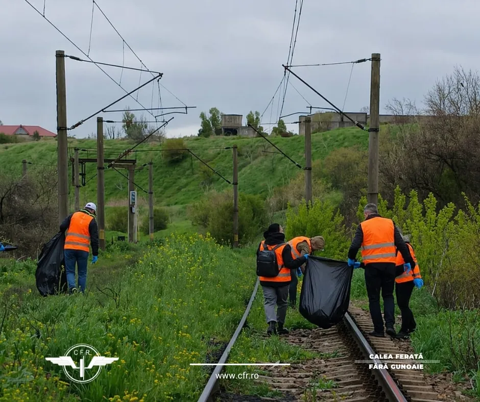 Șase TONE de deșeuri, strânse în două zile din gară și de pe calea ferată, la Constanța – foto 2