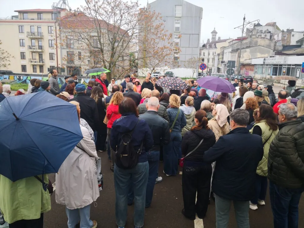 Număr impresionant de participanți la turul ghidat „Constanța regală”, organizat de MINAC cu ocazia zilei de 10 Mai (FOTO) – foto 4