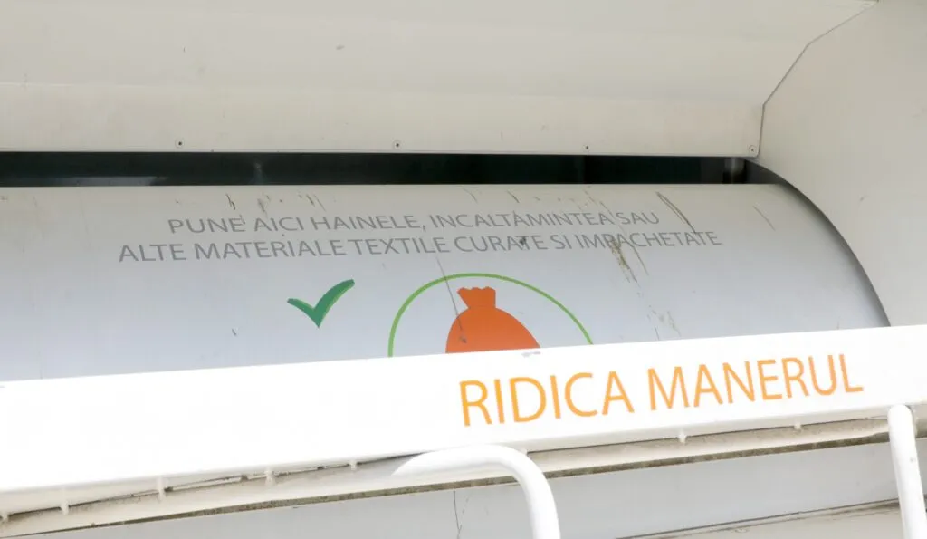 Containere speciale pentru colectarea deșeurilor textile, la Constanța – foto 5