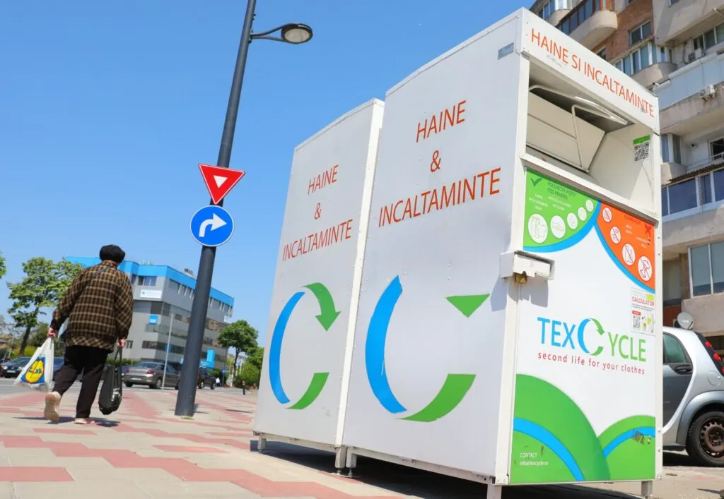 Containere speciale pentru colectarea deșeurilor textile, la Constanța – foto 2