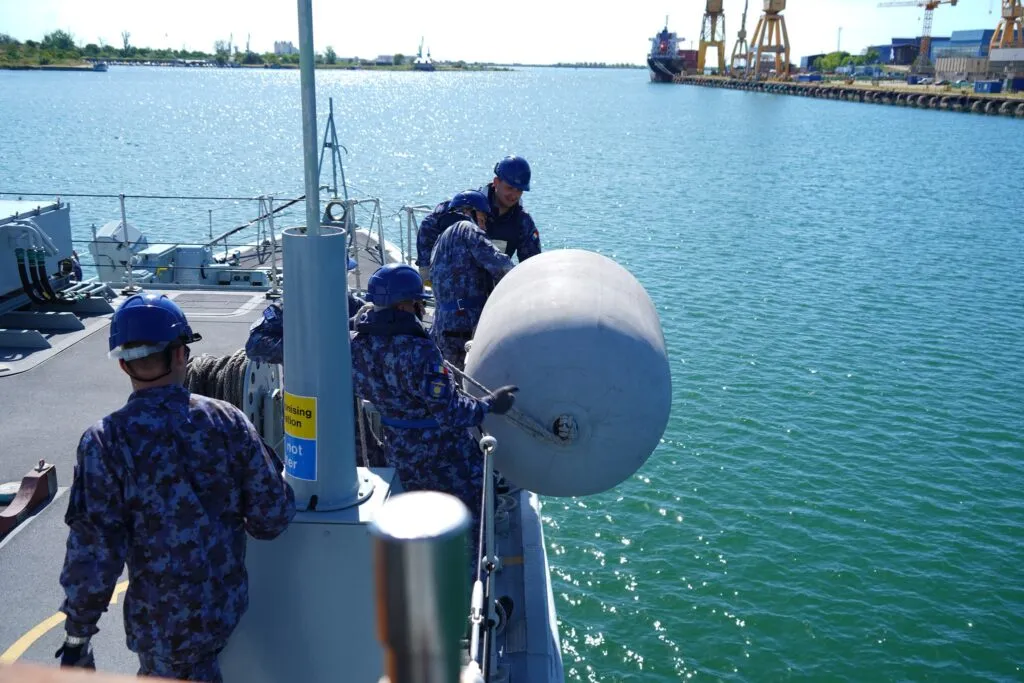 Exercițiu cu sisteme autonome fără pilot, în Marea Neagră (FOTO) – foto 7