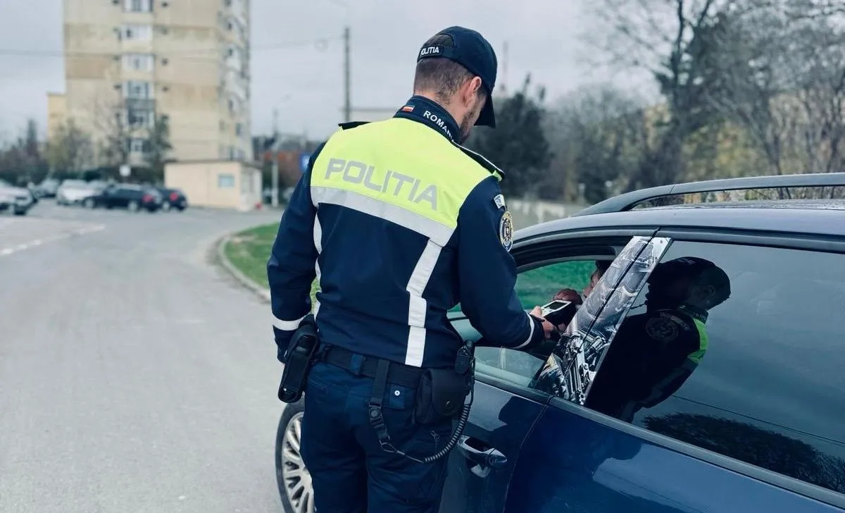 Amenzi de peste 53.000 de lei și permise suspendate în urma acțiunilor Poliției Rutiere din Constanța și Mangalia