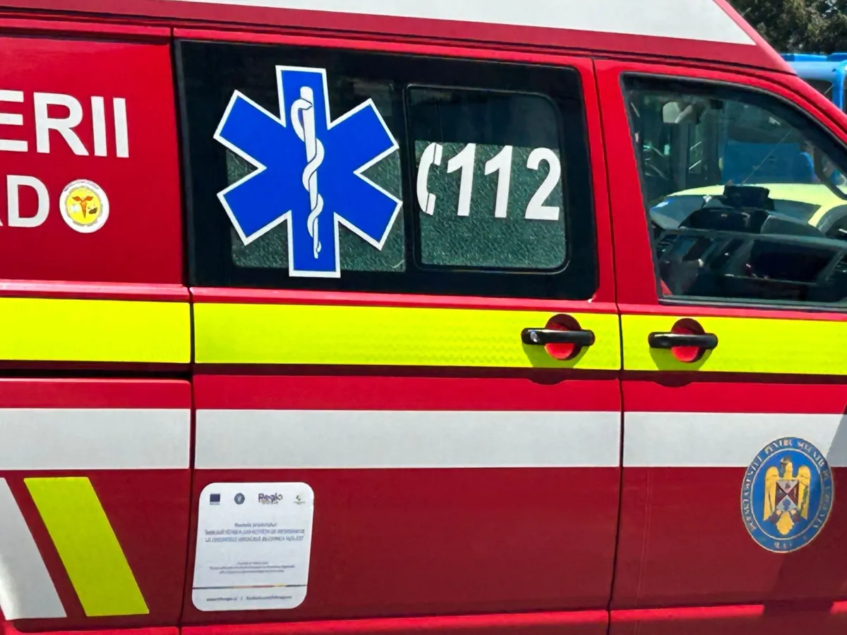 UPDATE: Accident la ieșire din Techirghiol. Un autoturism și un tir s-au ciocnit