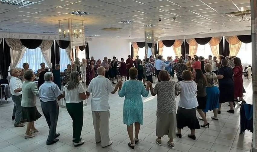 Serată dansantă pentru seniorii din Năvodari. Înscrierile încep pe 26 octombrie